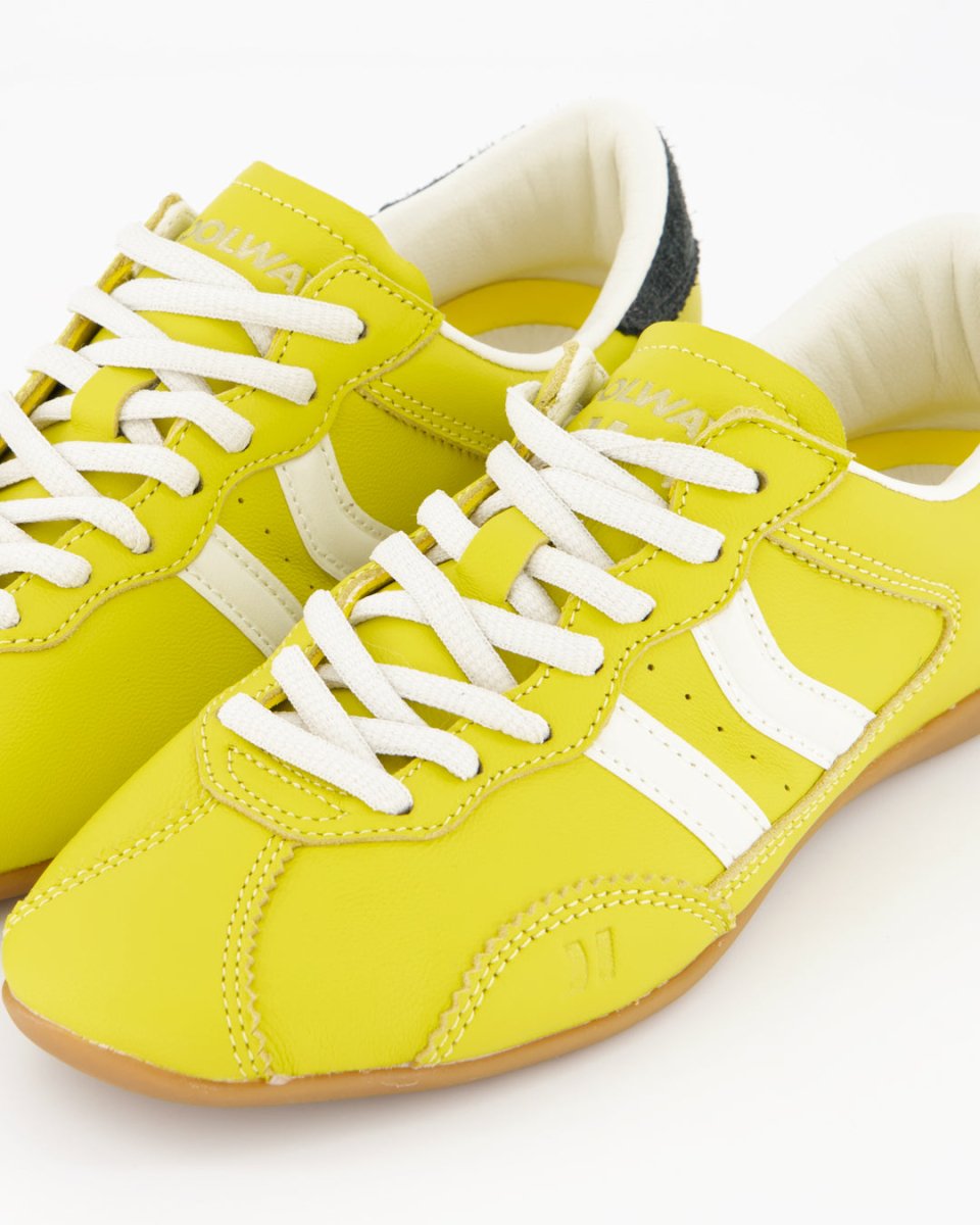Step Buzz Yellow